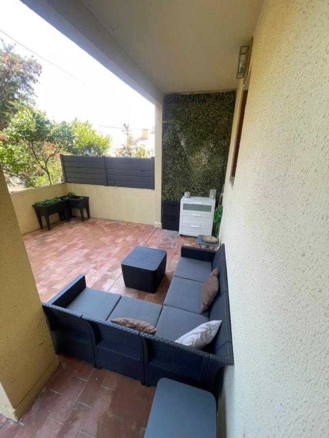 Appartement Proche Mer Avec Terrasse Et Jardin Privatif Hyères Eksteriør billede